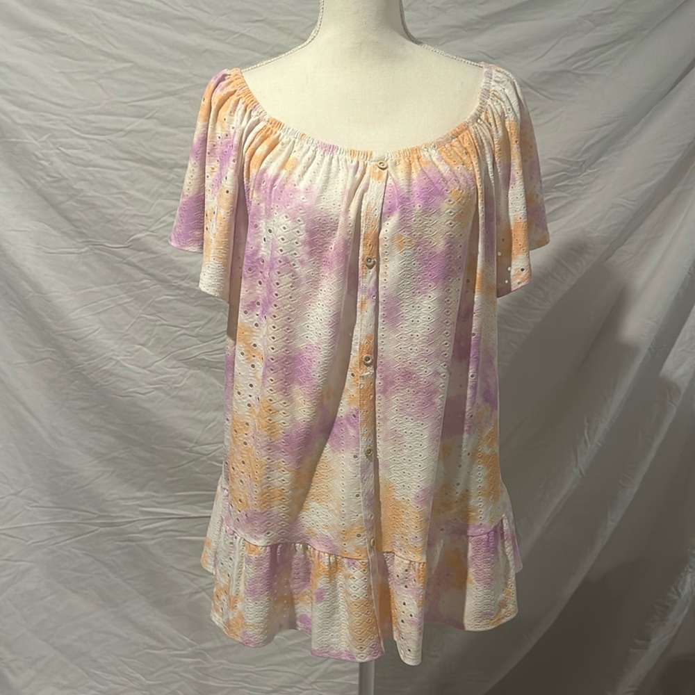 Women’s short sleeve top